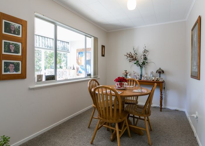  at 2/168 Gloucester Street, TARADALE, NAPIER