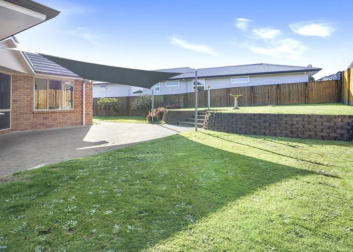  at 101 Dixon Road, Glenview, Hamilton