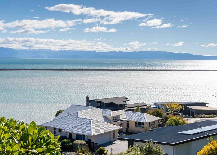  at 10 Mana Heights, Marybank, Nelson