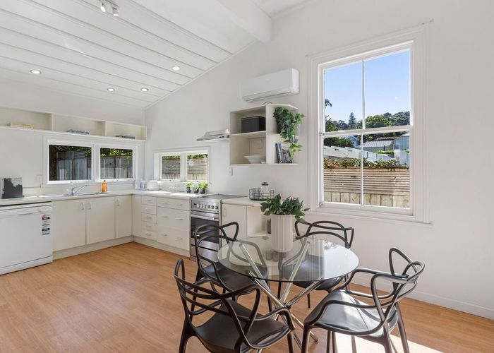  at 33 Bellevue Road, Mount Eden, Auckland