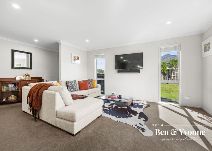  at 90A Barrack Road, Mount Wellington, Auckland City, Auckland