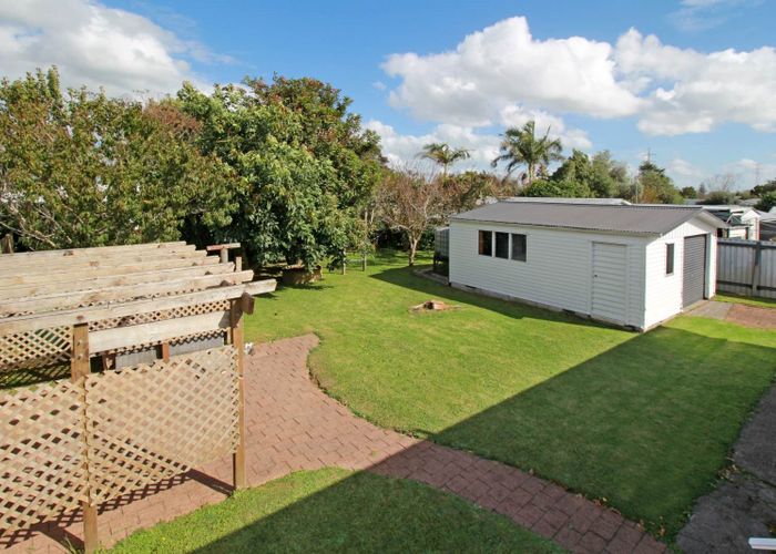  at 38 Tairere Crescent, Rosehill, Papakura