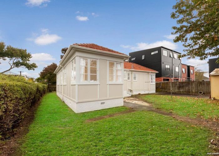  at 131 Hendon Ave, Mount Albert, Auckland City, Auckland