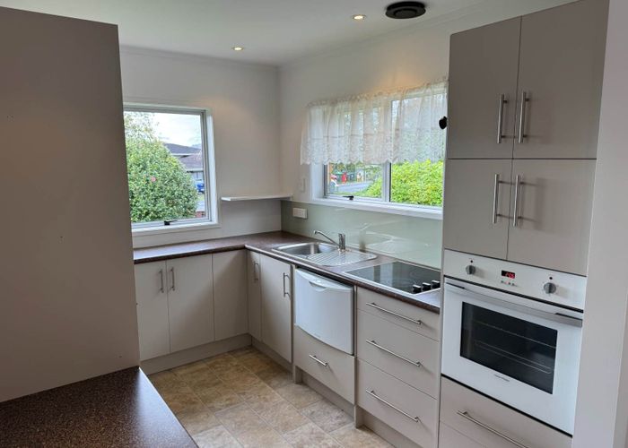  at 1/16 Burch Street, Mount Albert, Auckland City, Auckland
