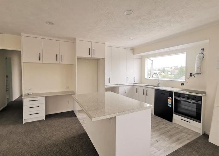  at 41 Athena Drive, Totara Vale, Auckland