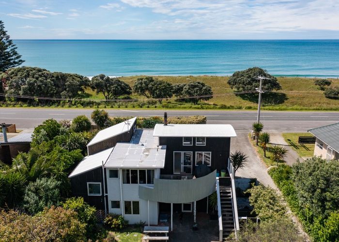  at 56 Moana Road, Okitu, Gisborne