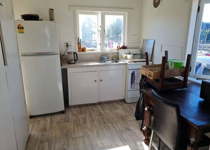  at 12 Manuroa Road, Takanini, Papakura, Auckland