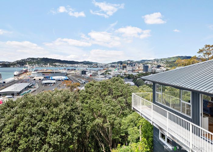  at 56 Barnard Street, Wadestown, Wellington