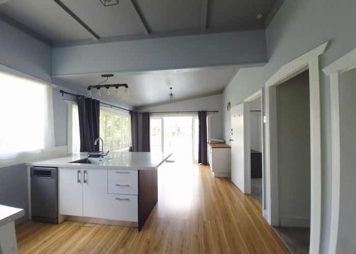  at 3199 Great North Road, New Lynn, Waitakere City, Auckland