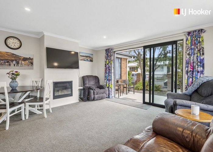  at 35 Thorn Street, Caversham, Dunedin