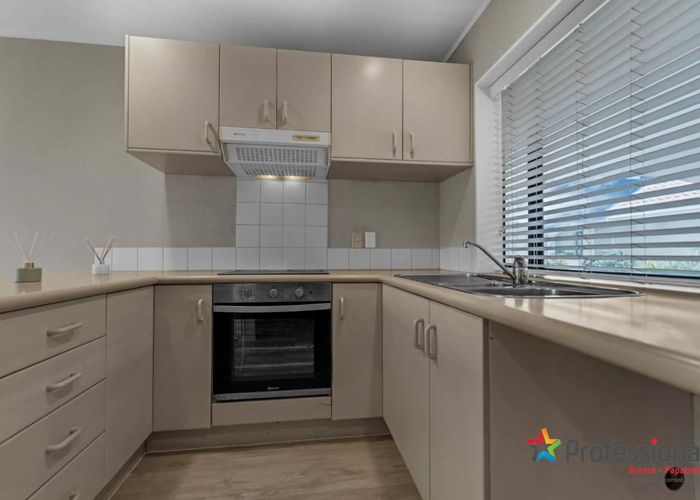  at 5/77 Saint George Street, Papatoetoe, Manukau City, Auckland