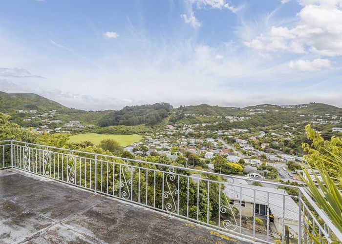  at 25 Collier Avenue, Karori, Wellington, Wellington