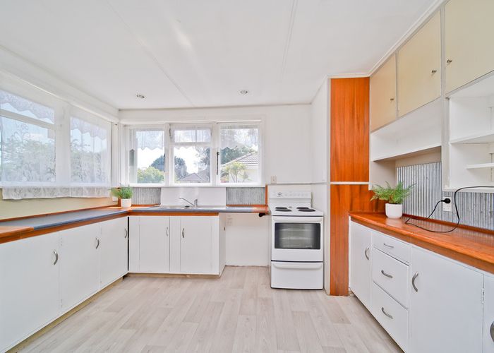  at 10 Hockin Place, Fairfield, Hamilton