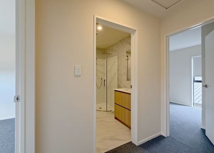  at 6/10  Orchid Place, Te Atatu South, Waitakere City, Auckland