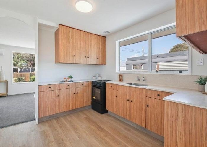  at 2/150 Bowhill Road, New Brighton, Christchurch