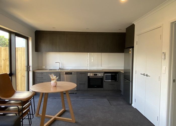  at 1/30 Cameron Road, Hamilton East, Hamilton