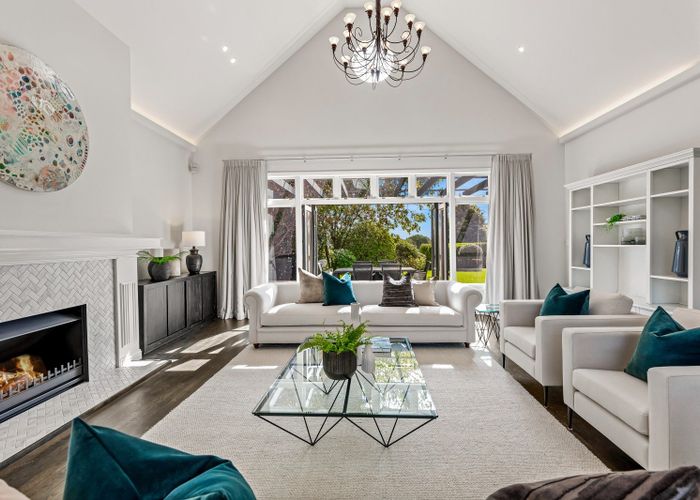  at 6 Emily Lane, Greenhithe, North Shore City, Auckland