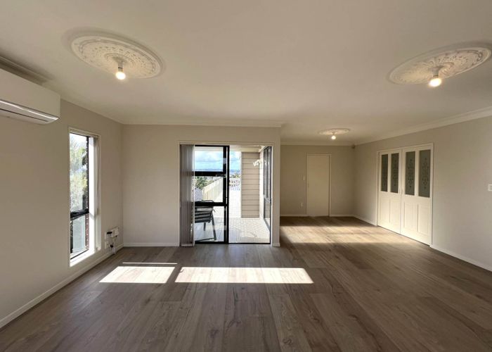  at 9 Matisse Drive, West Harbour, Waitakere City, Auckland
