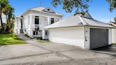  at 31 Atarangi Road, Greenlane, Auckland