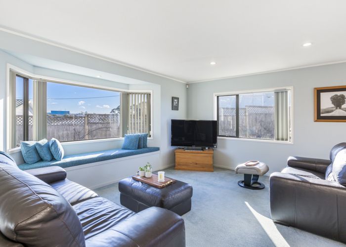  at 139 Flanshaw Road, Te Atatu South, Auckland