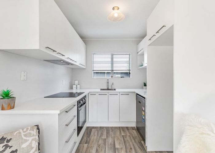  at 1/159 Beach Haven Road, Beach Haven, North Shore City, Auckland