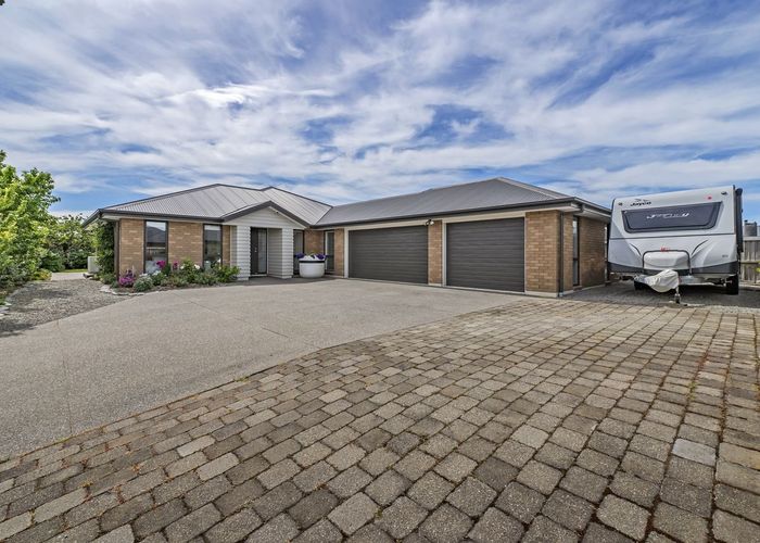  at 1 Lloyds Close, Rolleston, Rolleston