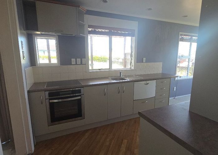  at Blockhouse Bay, Auckland City, Auckland