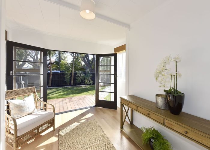  at 104 Saint James Avenue, Papanui, Christchurch City, Canterbury