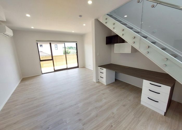  at 64E Union Road, Howick, Manukau City, Auckland
