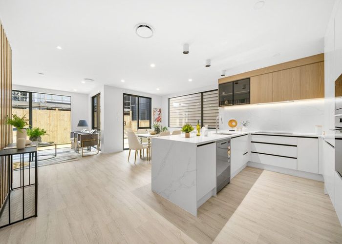  at 102B Te Oneroa Way, Long Bay, North Shore City, Auckland