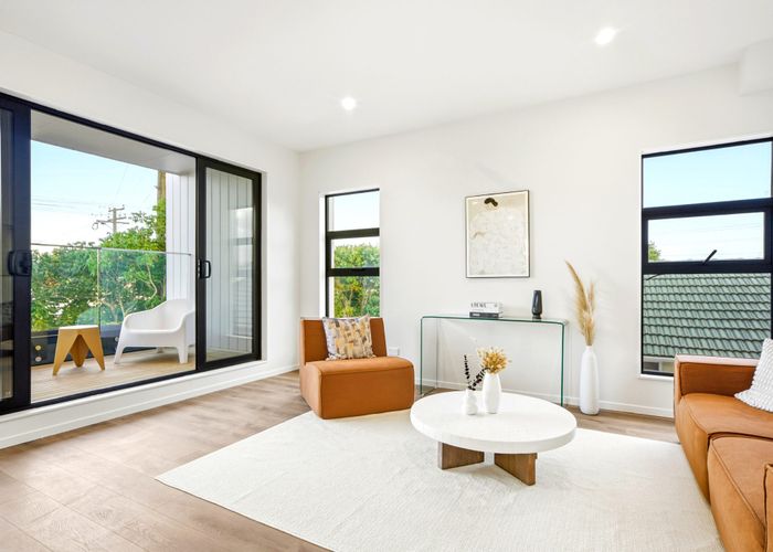  at 7/14 Karamu Street, Te Atatu Peninsula, Waitakere City, Auckland