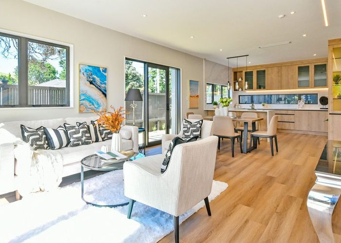  at 42 Church Road, Mangere Bridge, Manukau City, Auckland