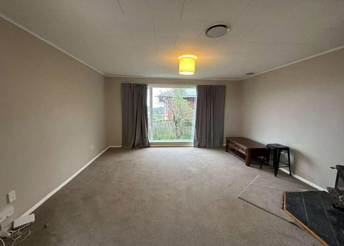  at 52 Ruskin Road, Newlands, Wellington, Wellington