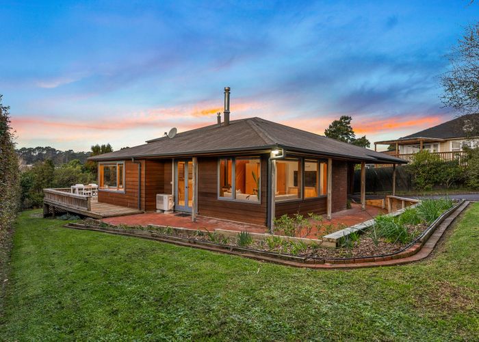  at 91 Verbena Road, Birkdale, North Shore City, Auckland