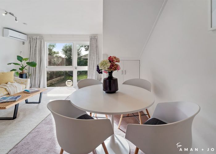  at 8/111 Melrose Road, Mount Roskill, Auckland
