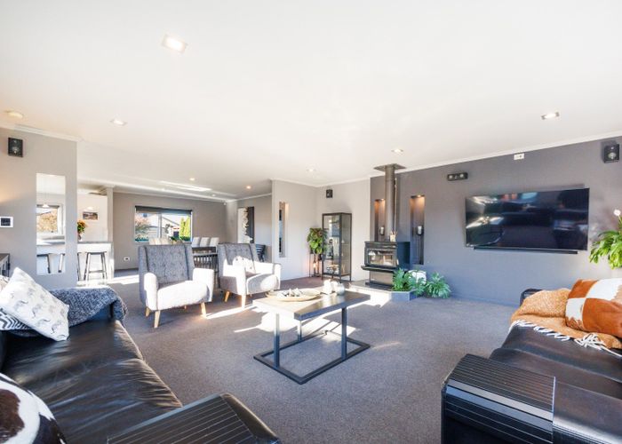  at 12 Liberty Grove, Kelvin Grove, Palmerston North, Manawatu / Whanganui