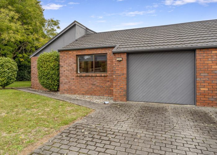 at 6 Kew Grove, Raumati Beach, Paraparaumu
