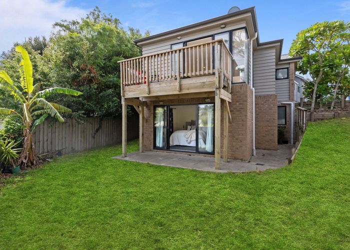  at 3/69A Chivalry Road, Glenfield, Auckland