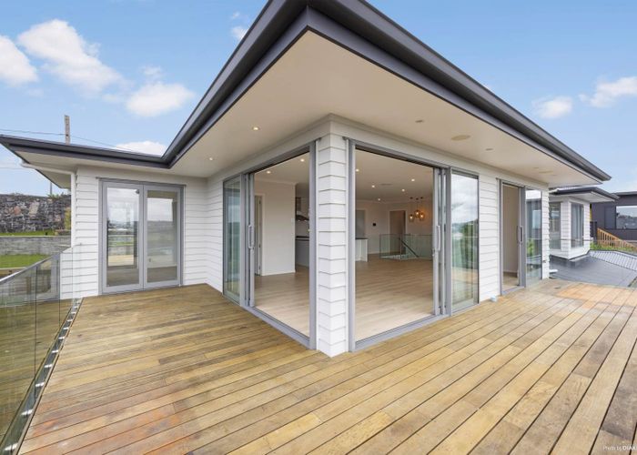  at 2 Ridgeview Close, Red Beach, Red Beach