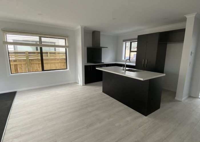  at 7/64 Glen Road, Stokes Valley, Lower Hutt, Wellington