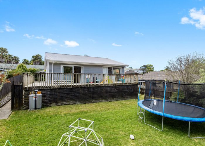  at 151 Brian Crescent, Stanmore Bay, Whangaparaoa