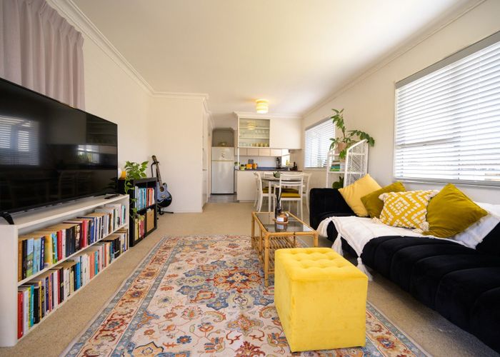  at 2/41 Fergusson Street, Stoke, Nelson