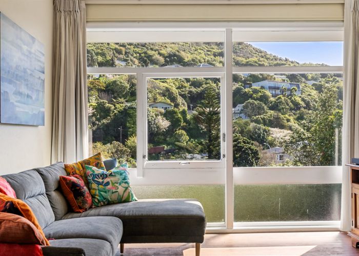  at 10 Bourbon Terrace, Karori, Wellington, Wellington