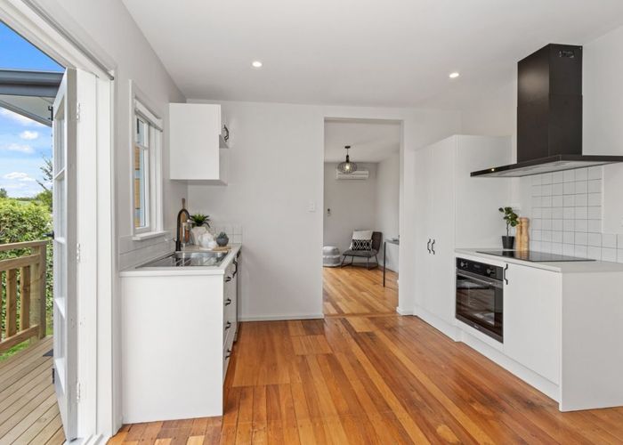  at 11 Glenrowan Avenue, Avondale, Christchurch
