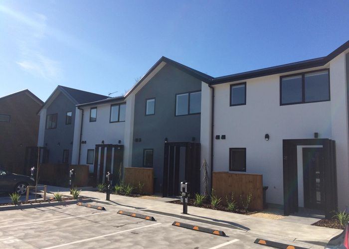  at 14/25 Hargest Crescent, Sydenham, Christchurch