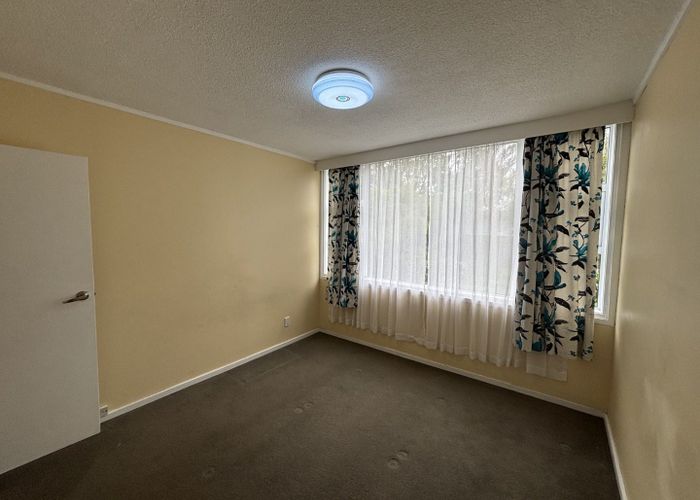  at 4/41 Barber Grove, Moera, Lower Hutt, Wellington