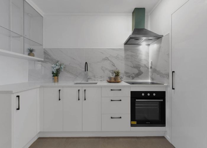  at 1/25 Grande Vue Road, Hillpark, Auckland