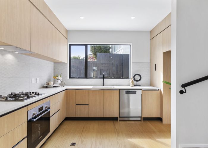  at 44A Blakeborough Drive, Forrest Hill, Auckland