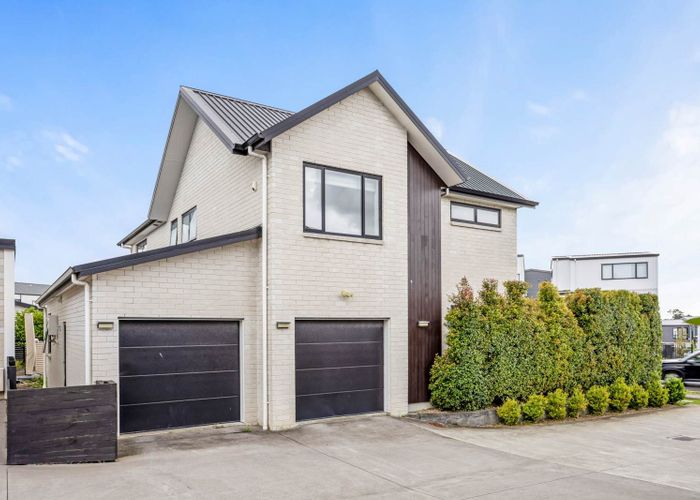  at 29 Westgate Drive, Westgate, Waitakere City, Auckland