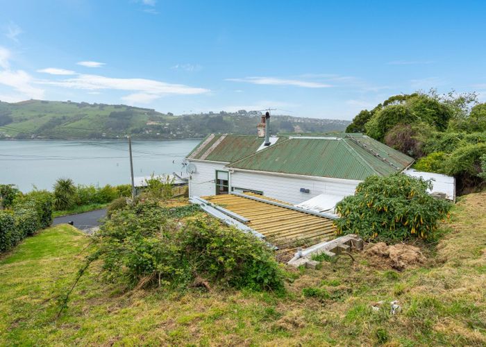  at 13 Junction Road, Ravensbourne, Dunedin